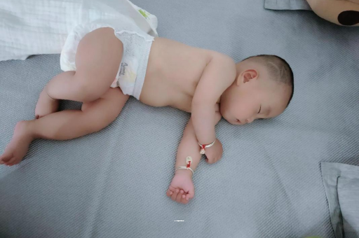 儋州怀孕多久会显肚子